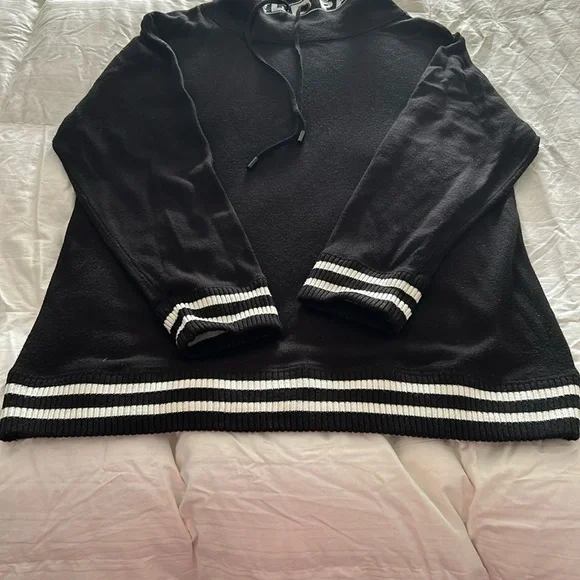 Black sweater with White Stripes - Picture 2 of 8